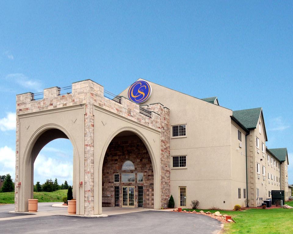 Comfort Suites At Par 4 Resort Waupaca Exterior photo